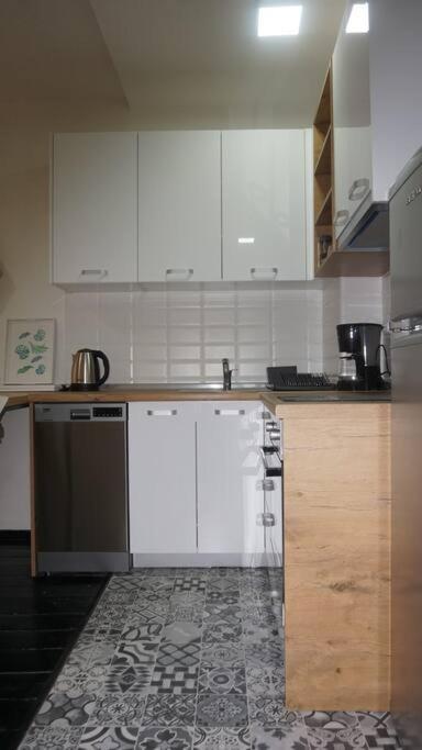 Cosy Apartment In The Heart Of Skopje Eksteriør billede